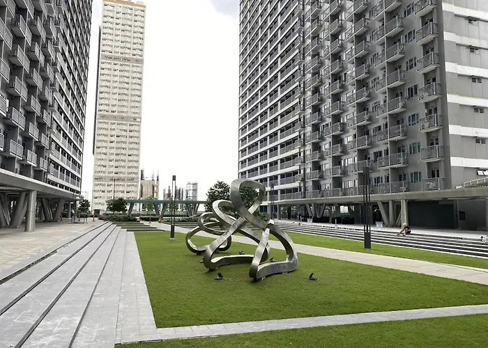 Cozy Near Mrt Shaw & Megamall With Ps5 Gaming Console *